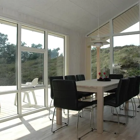 Tero - 450m From The Sea By Interhome Nyaraló