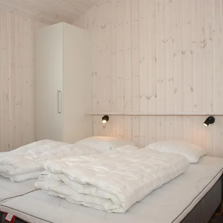 Tero - 450m From The Sea By Interhome Nyaraló