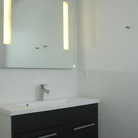 Nyaraló Tero - 450m From The Sea By Interhome *